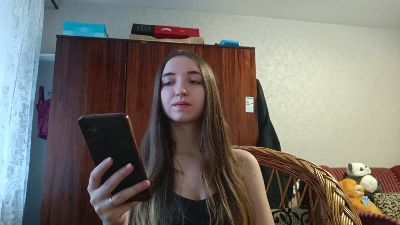 RoseVilaro live cam on Cam4