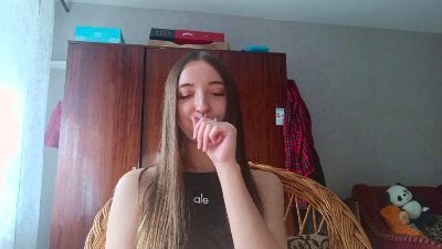 RoseVilaro live cam on Cam4