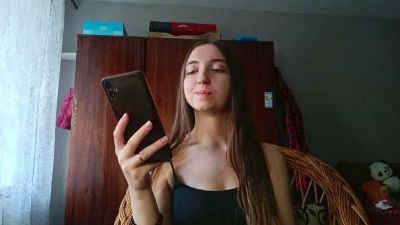 RoseVilaro live cam on Cam4