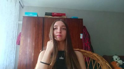 RoseVilaro live cam on Cam4