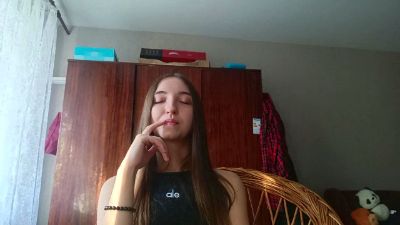 RoseVilaro live cam on Cam4