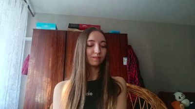 RoseVilaro live cam on Cam4