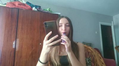 RoseVilaro live cam on Cam4
