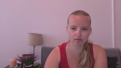 RoseWonderful live cam on Cam4