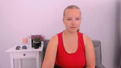 RoseWonderful live cam on Cam4