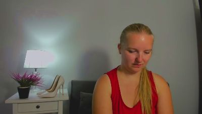RoseWonderful live cam on Cam4
