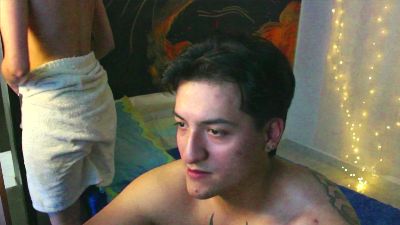 RoseandViktor23 live cam on Cam4