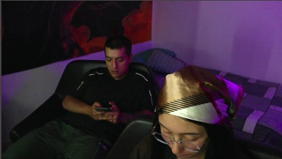 RoseandViktor23 live cam on Cam4