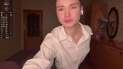 RoseannaBogh live cam on Cam4