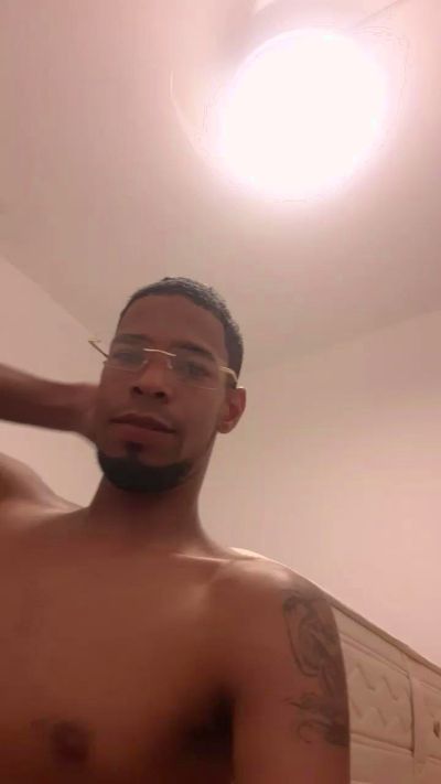 Rosel live cam on Cam4