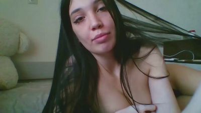 RoseliaFalack live cam on Cam4