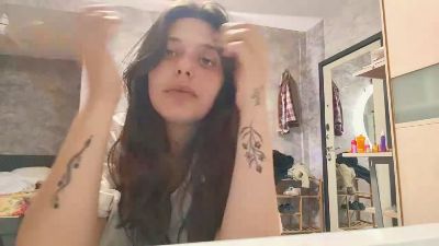 RoseliaHazlett live cam on Cam4