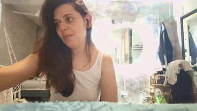 RoseliaHazlett live cam on Cam4