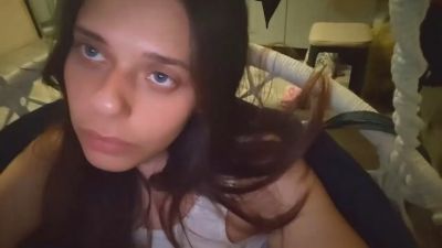 RoseliaHazlett live cam on Cam4
