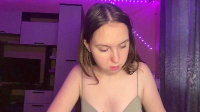 RosemaryHoyal live cam on Cam4