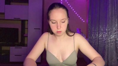 RosemaryHoyal live cam on Cam4
