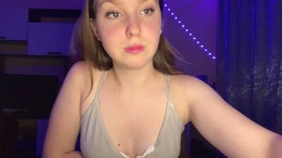 RosemaryHoyal live cam on Cam4