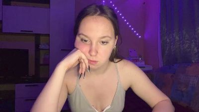 RosemaryHoyal live cam on Cam4
