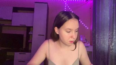 RosemaryHoyal live cam on Cam4