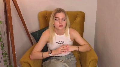 RosieGarrett live cam on Cam4