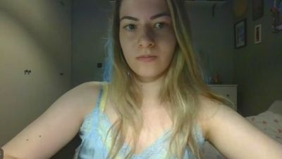 Rosie_June live cam on Cam4