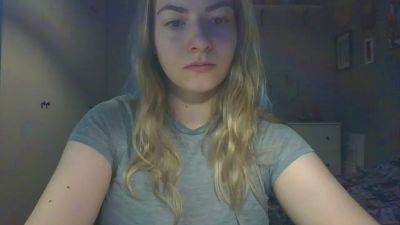Rosie_June live cam on Cam4
