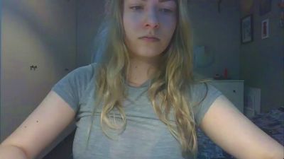 Rosie_June live cam on Cam4