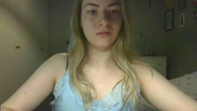 Rosie_June live cam on Cam4