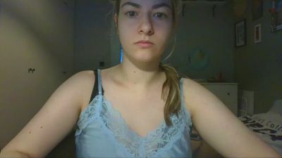 Rosie_June live cam on Cam4