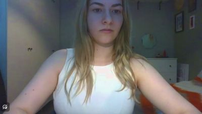 Rosie_June live cam on Cam4