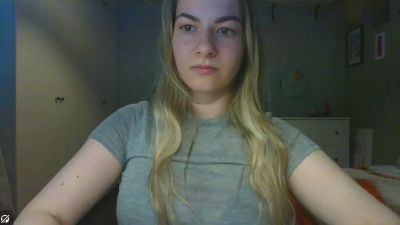 Rosie_June live cam on Cam4