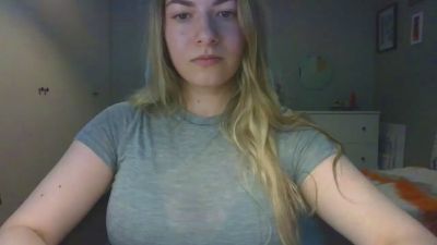 Rosie_June live cam on Cam4