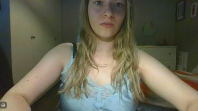 Rosie_June live cam on Cam4