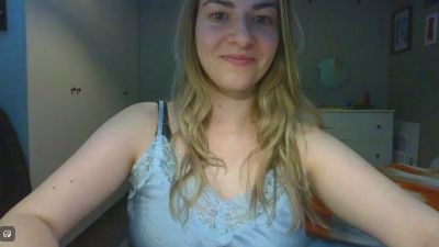 Rosie_June live cam on Cam4