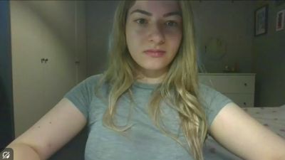 Rosie_June live cam on Cam4