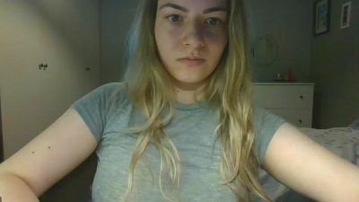 Rosie_June live cam on Cam4