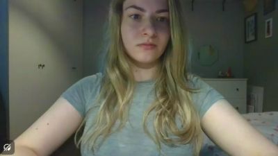 Rosie_June live cam on Cam4