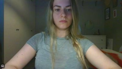 Rosie_June live cam on Cam4