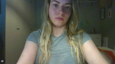 Rosie_June live cam on Cam4