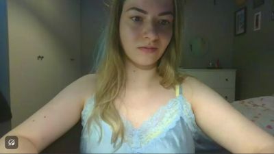 Rosie_June live cam on Cam4