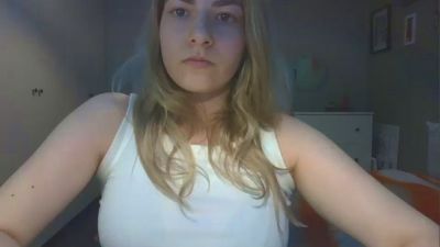 Rosie_June live cam on Cam4