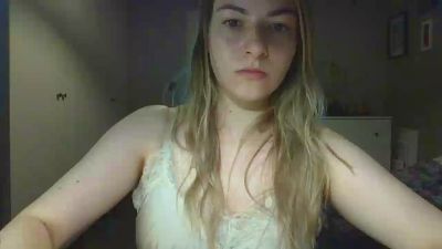 Rosie_June live cam on Cam4