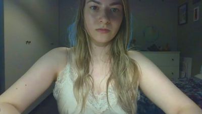 Rosie_June live cam on Cam4