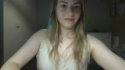 Rosie_June live cam on Cam4