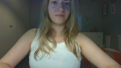 Rosie_June live cam on Cam4