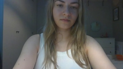 Rosie_June live cam on Cam4