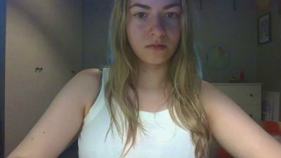 Rosie_June live cam on Cam4