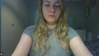 Rosie_June live cam on Cam4