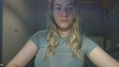 Rosie_June live cam on Cam4