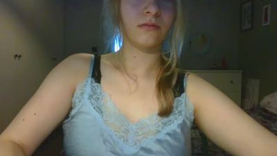 Rosie_June live cam on Cam4